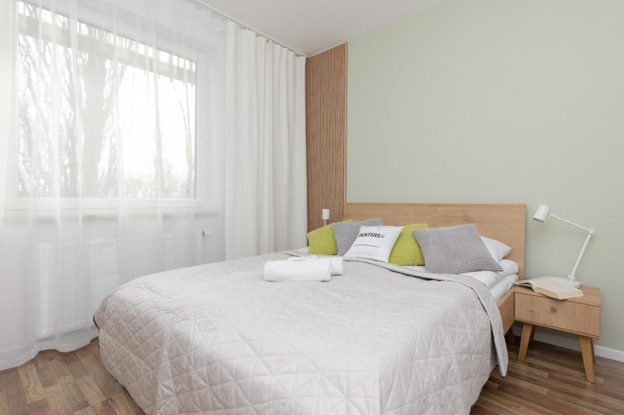 Stacja Wola Apartments With Parking By Noclegi Renters Варшава Екстер'єр фото