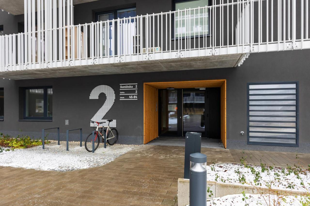 Stacja Wola Apartments With Parking By Noclegi Renters Варшава Екстер'єр фото